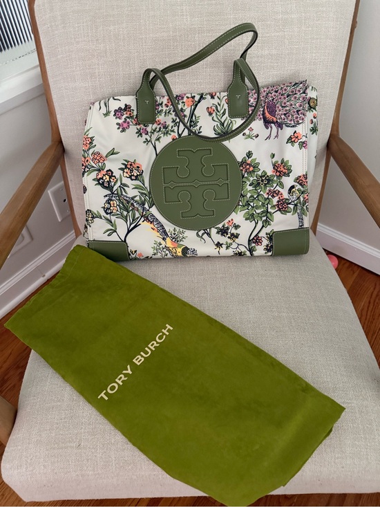 Tory Burch Handbags - Tory Burch Ella Tote
